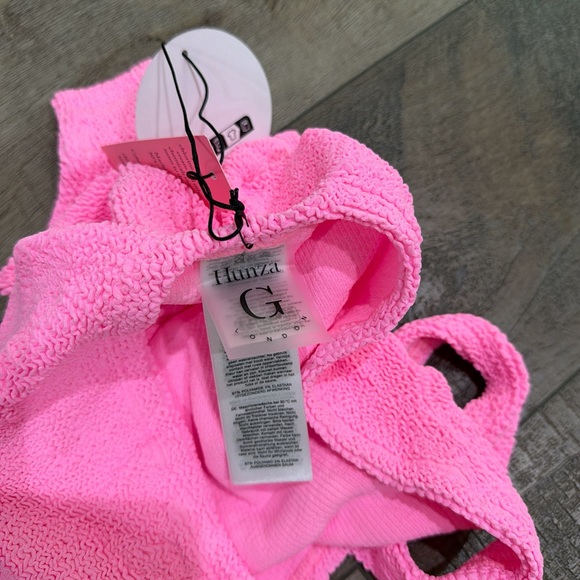 Hunza G square neck one piece swimsuit in bubblegum - Picture 5 of 6